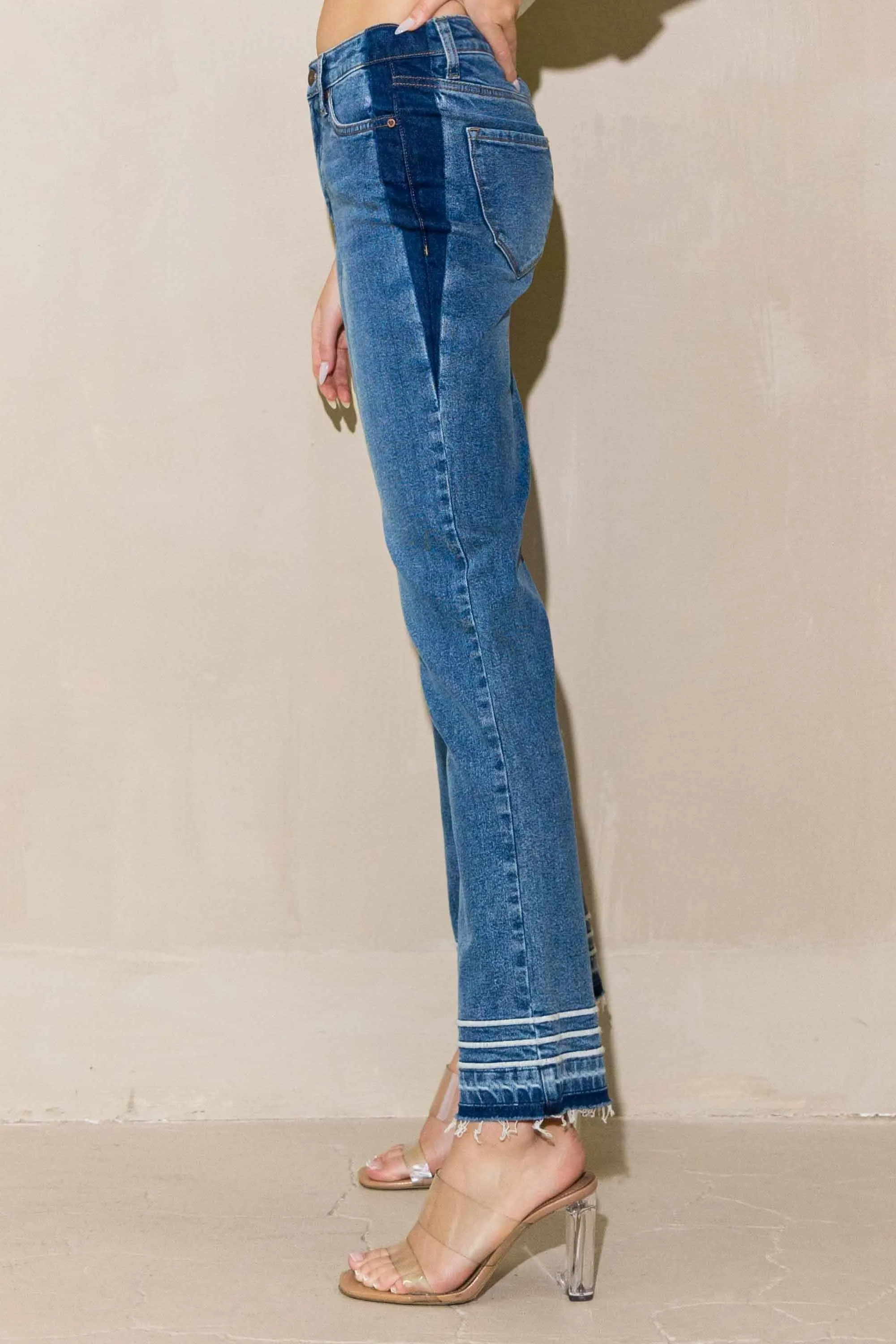 Ana Straight Jeans