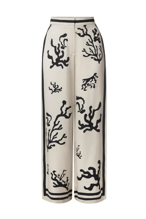 Light and Comfortable Satin Unique Print Elastic Waist Pocket Wide Leg Pants