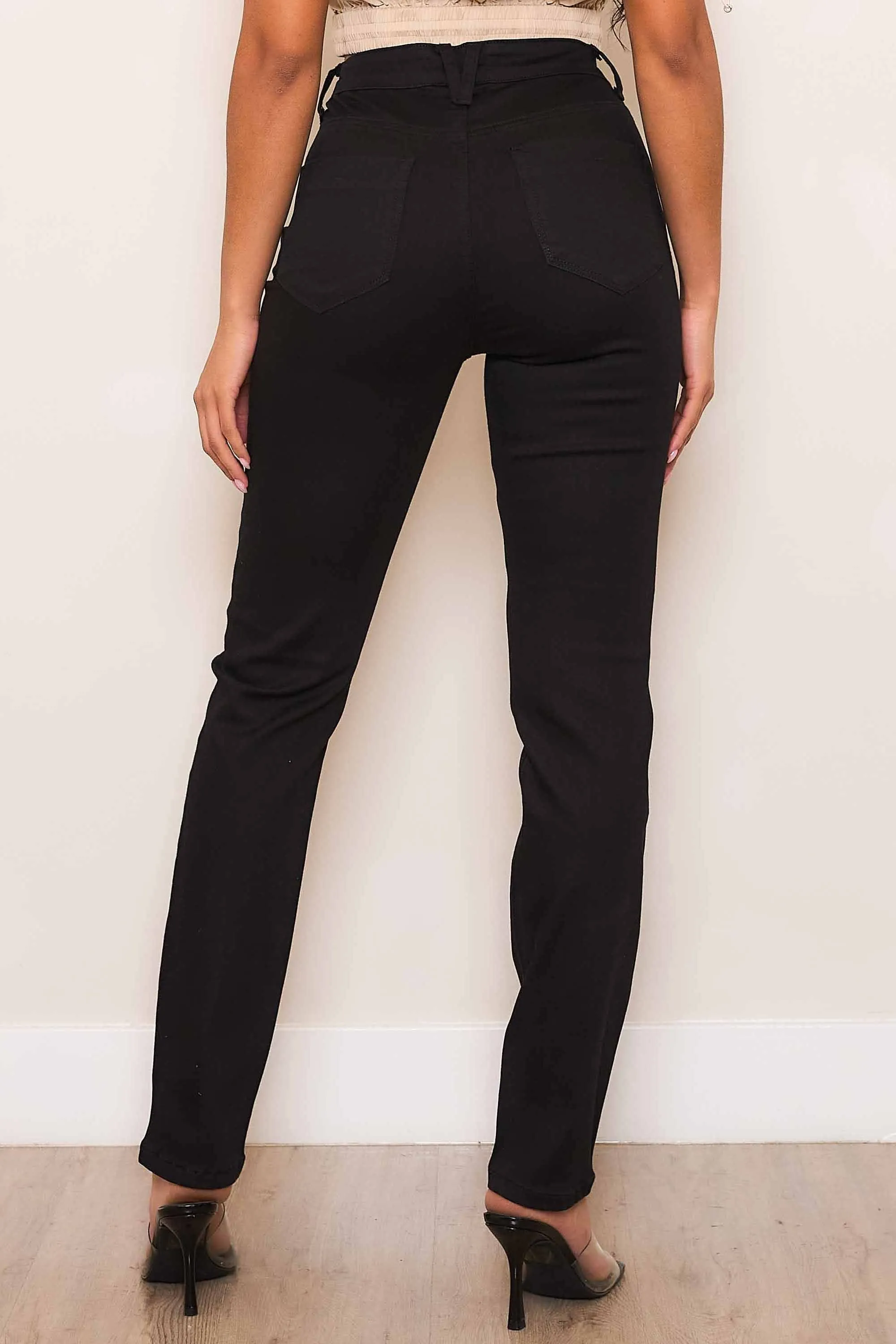 Mid-Rise Shaped Leg Slim Straight Jeans